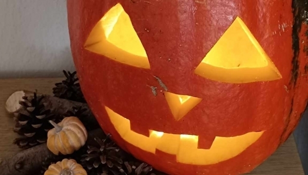 Halloweenská dýně